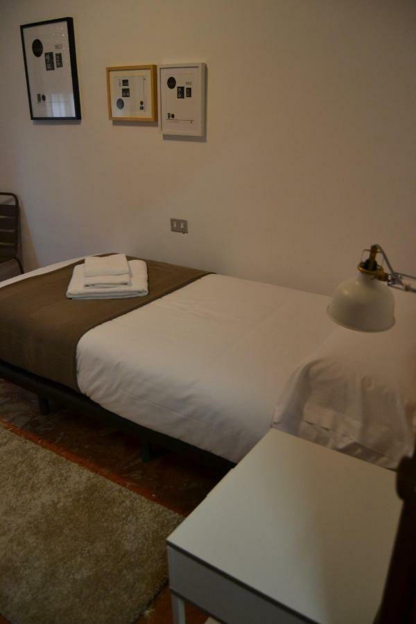 Tres Puentes Anguiano Apartamentos Y Hostal Luaran gambar